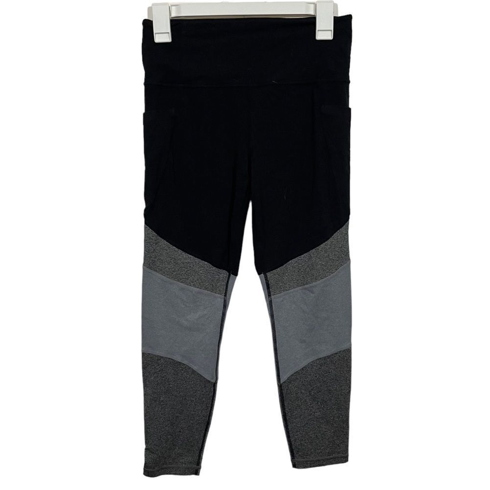 Athleta Black Striped Cropped Activewear Leggings